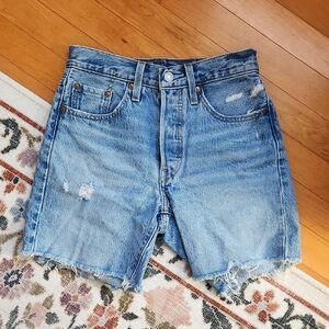 Levis 501 Jean Shorts